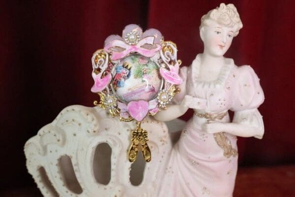 SOLD! 7368 Nutcracker Theme Cameo Ballerina Adjustable Cocktail Huge Ring - Image 4