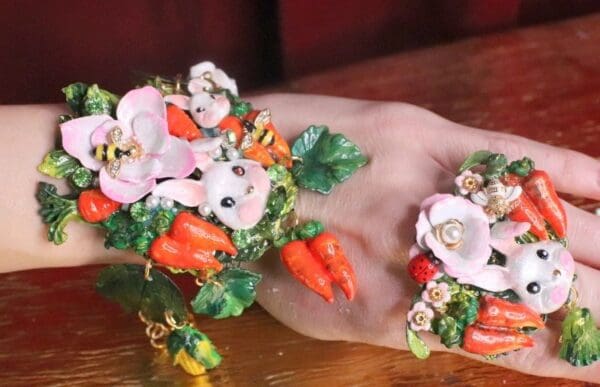 SOLD! 7372 Baroque Oak Vivid Enamel Bunny Carrots Hand Painted Adjustable Bracelet - Image 7