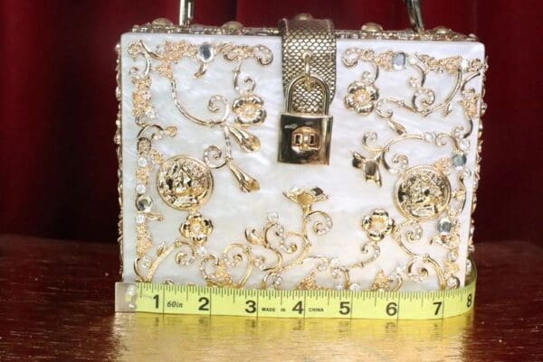 SOLD! 7411 Baroque Pearl Coin Trunk Crossbody Handbag - Image 7