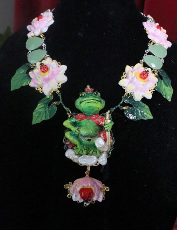 SOLD! 7433 The Prince Frog Dreaming Adorable Water Lily Necklace - Image 3