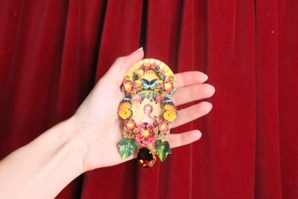 SOLD! 7462 Young Marie Antoinette Butterfly Cameo Brooch - Image 6