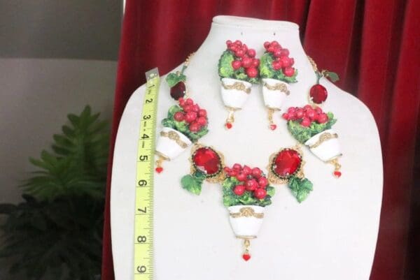 SOLD! 7482 Baroque Designer Inspired Set Of Berries Pod Red Rhinestones Necklace+ Earrings - Image 10