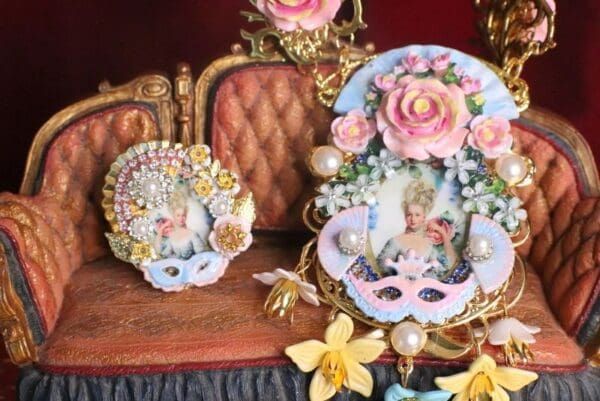 SOLD! 7497 Young Marie Antoinette Hand Painted Fan Cocktail Adjustable Ring - Image 10