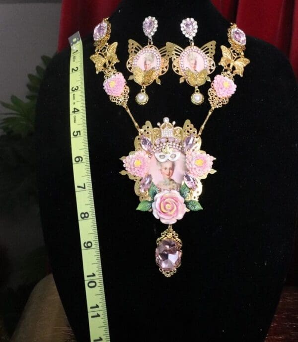SOLD! 7499 Set Of Young Marie Antoinette Hand Painted Flowers Pink Butterfly Vintage Style Necklace+ Earrings - Image 2