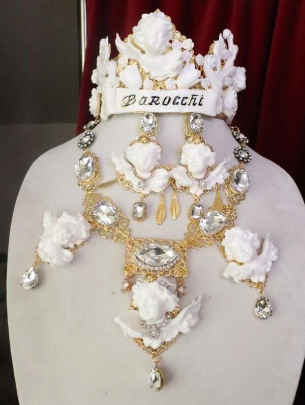 SOLD! 7559 Baroque White Chubby 3 Cherubs Angels Clear Crystal Necklace - Image 2