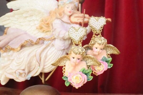 SOLD! 7562 Baroque Raphael Cherubs Pearl Heart Hand Painted Earrings - Image 2