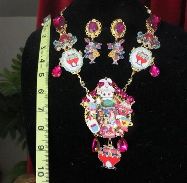 SOLD! 7592 Set Of Alice In Wonderland Rich Fuchsia Adorable Necklace+ Earrings - Image 2