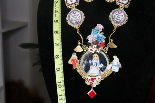 SOLD! 7594 Set Of Alice In Wonderland Cards Adorable Necklace+ Earrings - Image 3