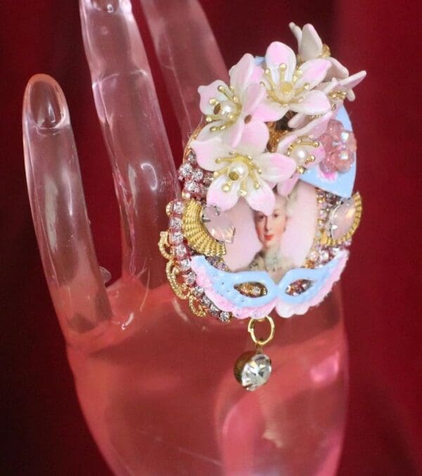 SOLD! 7601 Young Marie Antoinette Hand Painted Fan Pink Cocktail Adjustable Ring - Image 2