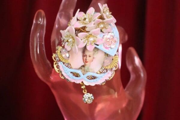 SOLD! 7601 Young Marie Antoinette Hand Painted Fan Pink Cocktail Adjustable Ring - Image 3