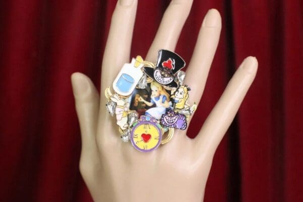 SOLD! 7605 Alice In Wonderland Enamel Cocktail Adjustable Ring - Image 5