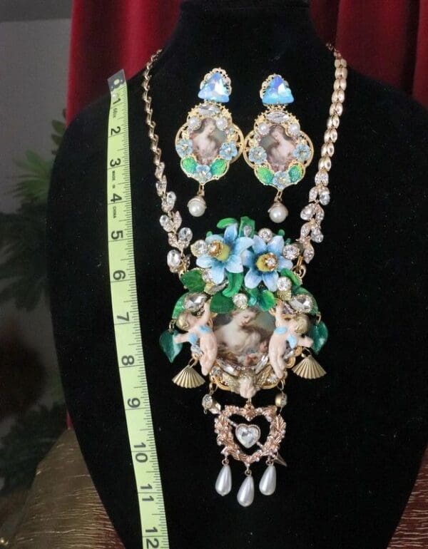 SOLD! 7610 Set Of Rococo Venus And Puti Cherubs Hand Painted Necklace+ Earrings - Image 6