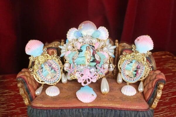 SOLD! 7612 Birth Of Venus Tall Shell Octopus Victorian Cameo Earrings Studs - Image 2