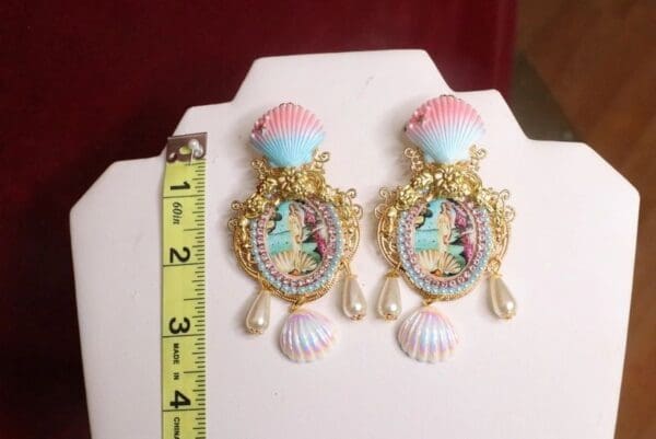 SOLD! 7612 Birth Of Venus Tall Shell Octopus Victorian Cameo Earrings Studs - Image 6