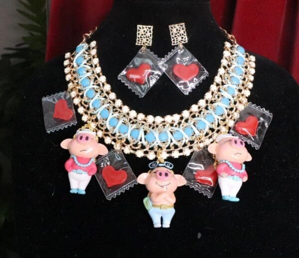 SOLD! 7627 Art Jewelry Set Of Adorable Piggies Bib Massive Necklace