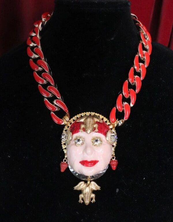 SOLD! 7638 Art Jewelry Steampunk Ugly Face Frogs Unusual Necklace - Image 4