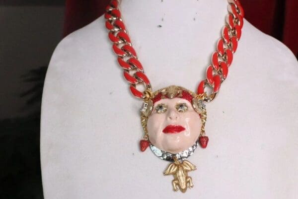 SOLD! 7638 Art Jewelry Steampunk Ugly Face Frogs Unusual Necklace - Image 6