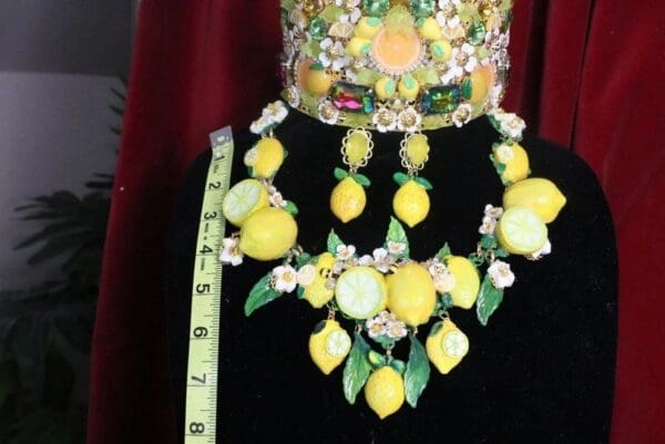 SOLD! 7641 Set Of Baroque 3D Effect Lemon Fruit Bee Statement Necklace+ Earrings - Image 8