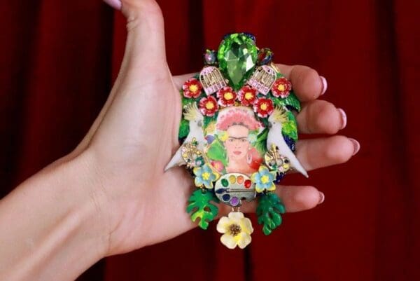 SOLD! 7671 Set Of Frida Kahlo Palette Hand Painted Birds Huge Brooch+ Earrings - Image 5