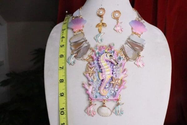 SOLD! 7687 Set Of Nautical Seahorse Coral Reef Genuine Mother Of Pearls Necklace+ Earrings - Image 5