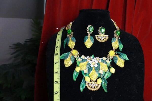 SOLD! 7689 Set Of Baroque Rhinestone Sicilian Lemon Fruit Necklace+ Earrings - Image 7
