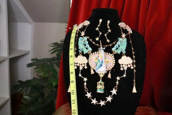 SOLD! 7693 Set Of Art Jewelry 3D Effect Unicorn Genuine Turquoise Necklace+ Earrings - Image 7