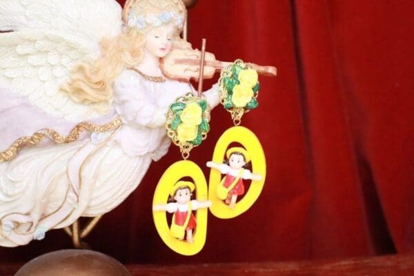 SOLD! 7702 Unusual 3D Effect Cartoonish Yellow Studs Earrings
