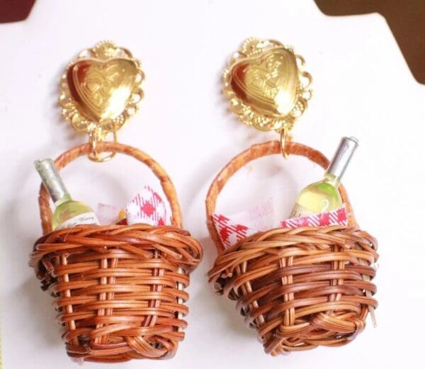 SOLD! 7708 Baroque Lightweight Picnic Basket Dangle Earrings - Image 7