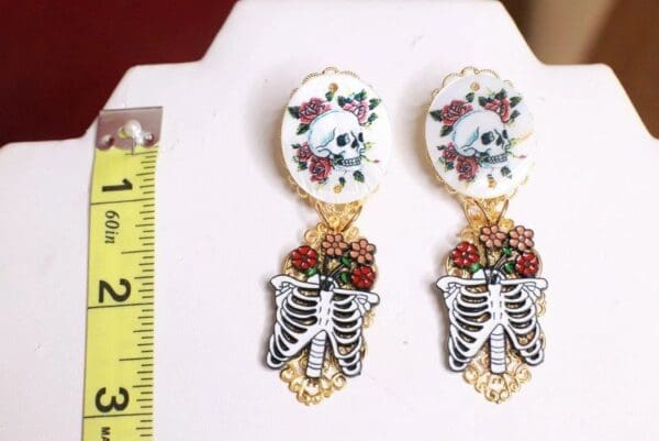 SOLD! 7731 Goth Blue Scull Pearl Enamel Earrings - Image 3