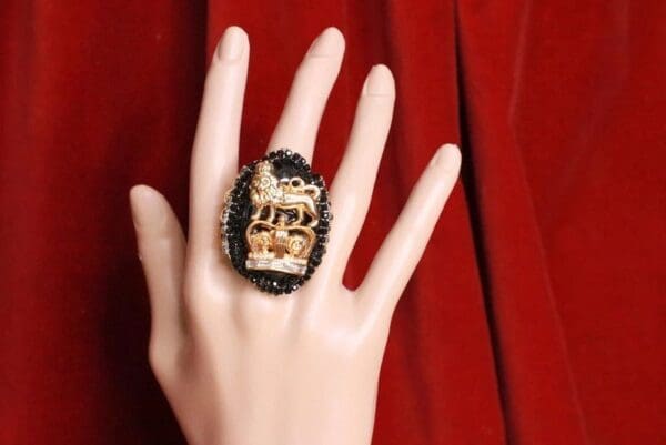 SOLD! 7744 Baroque Genuine Agate Lion Crown Cocktail Adjustable Ring - Image 5