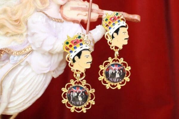 SOLD! 7745 Queen Freddie Mercury Roses Rock Earrings Studs - Image 7