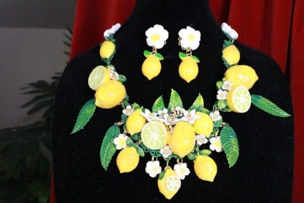 SOLD! 7751 Set Of Baroque 3D Effect Lemon Fruit Bee Statement Necklace+ Earrings