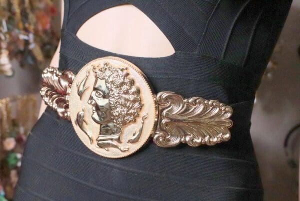 SOLD! 7808 Baroque Large Roman Head Embellished Waist Gold Belt Size S, L, M - Image 7