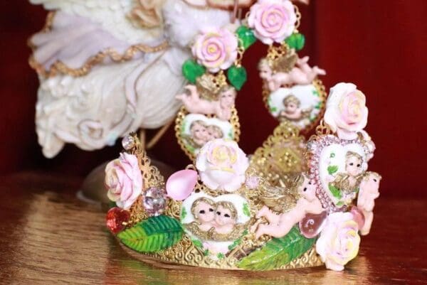 SOLD! 7885 Baroque Bridal White Hearts Pale Roses Hand Painted Crown Headband - Image 4