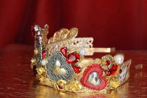 SOLD! 7890 Baroque Silver Sacred Hearts Crown Tall Headband - Image 8