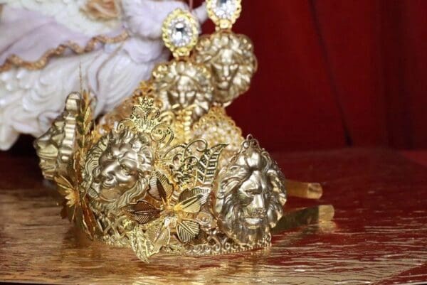 SOLD! 7892 Baroque Gold Tone Lions Leaf Flower Crown Tall Headband - Image 10