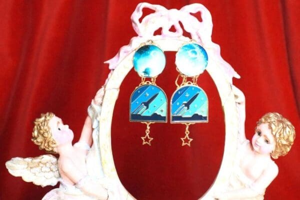 SOLD! 7897 Enamel Stars Celestial Rocket Earrings - Image 3