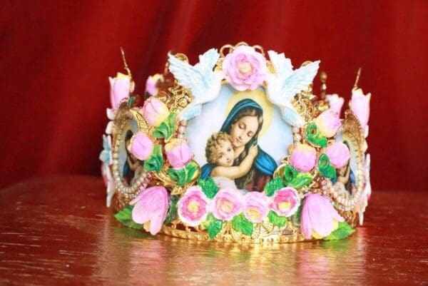 SOLD! 7927 Set Of Virgin Mary Madonna Crosses Sacred Heart Cameos Crown Tall Headband+ Earrings - Image 3