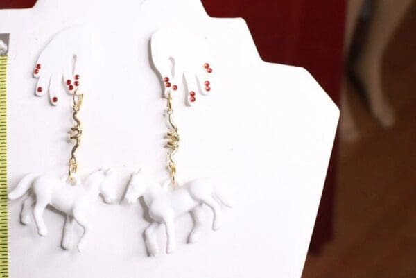 SOLD! 7931 Baroque 3D Effect White Horses Earrings Earrings - Image 6