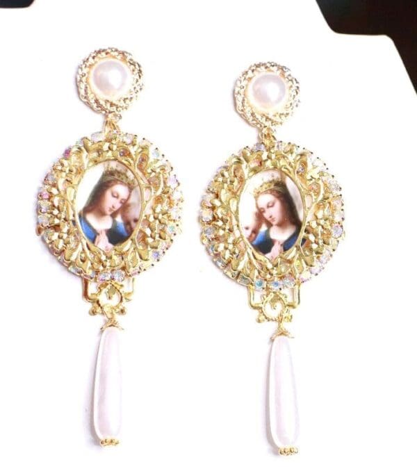 SOLD! 7947 Madonna And A Child Vintage Style Pearl Studs Earrings - Image 4