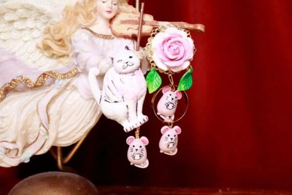 SOLD! 7972 Irregular Cat Mice Rose Hand PaintedEarrings