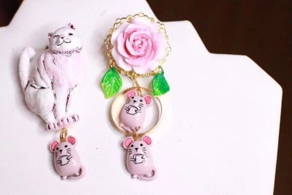 SOLD! 7972 Irregular Cat Mice Rose Hand PaintedEarrings - Image 5