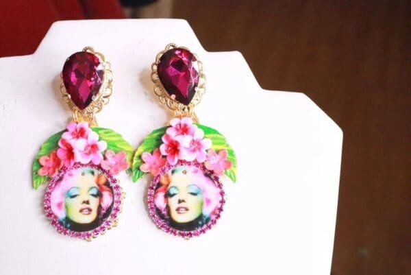 SOLD! 8065 Marilyn Monroe Fuchsia Flowers Earrings Studs - Image 5