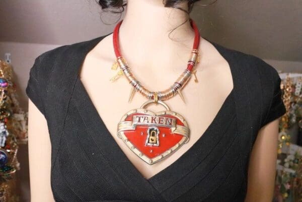 SOLD! 8124 Baroque Massive Metal TAKEN Heart Statement Necklace - Image 6