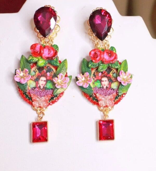 SOLD! 8141 Frida Kahlo Fuchsia Studs Earrings - Image 4