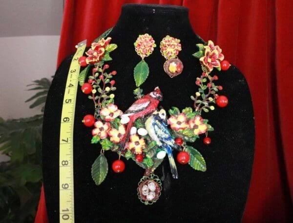 SOLD! 8158 Set Of Hand Painted 3D Effect Art Jewelry Birds Blue Jay Cardinal Necklace+ Earrings - Image 4