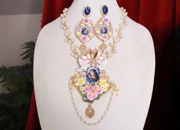 SOLD! 8162 Set Of Virgin Mary Doves Sacred Heart Pearl Necklace+ Earrings - Image 2