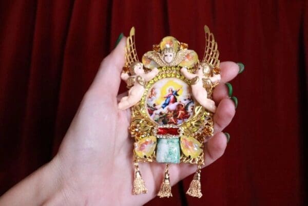 SOLD! 8167 Set Of Classicism Winged Cherubs Tassel Huge Brooch+ Earrings - Image 5