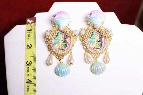 SOLD! 8202 Birth Of Venus Tall Shell Octopus Victorian Cameo Earrings Studs - Image 5