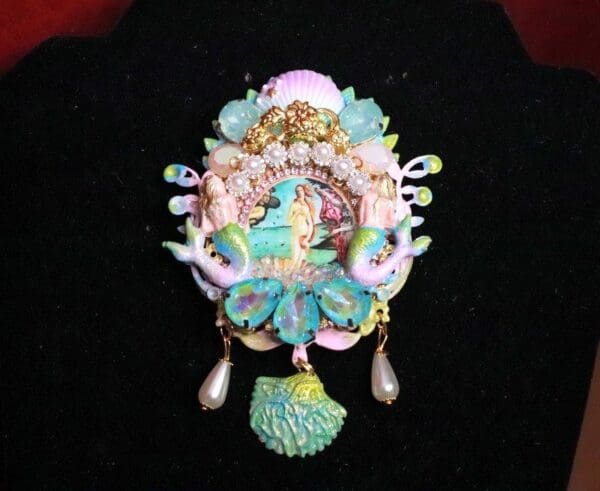 SOLD! 8204 Birth Of Venus Vintage Style Dragons Shell Pink Octopus Huge Stunning Brooch - Image 3